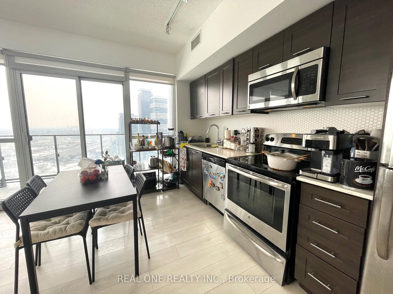 2200 Lake Shore Boulevard W • #3907 • Toronto, ON photo 6