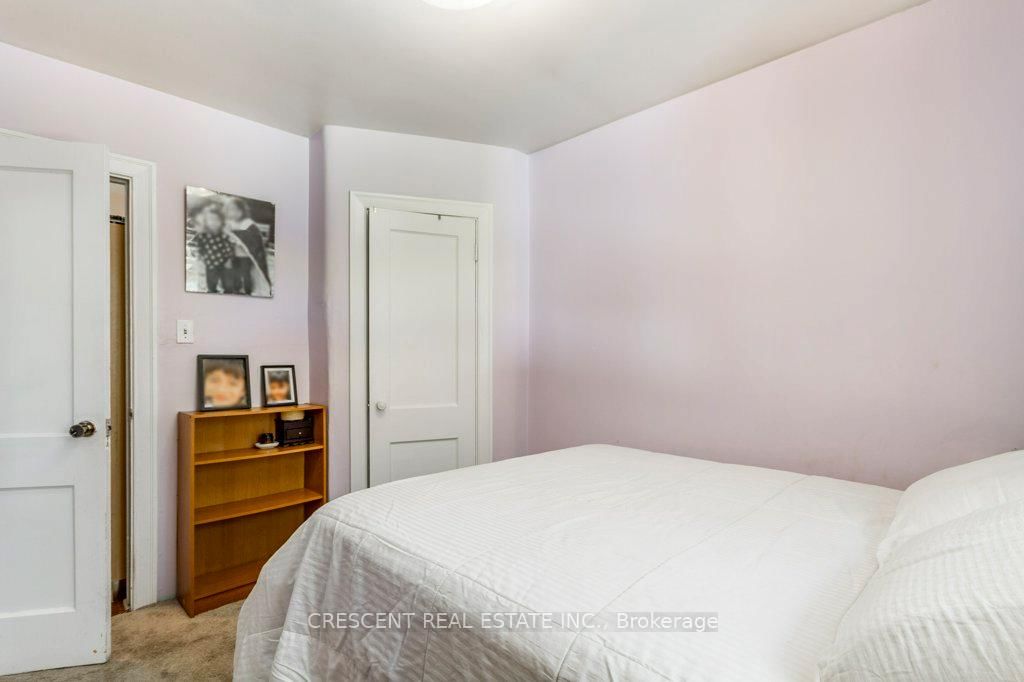 982 Briar Hill Avenue • Toronto, ON photo 18