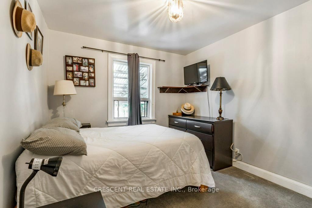 982 Briar Hill Avenue • Toronto, ON photo 20