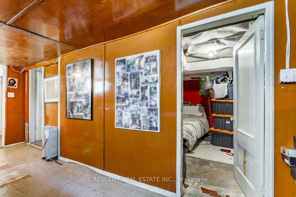 982 Briar Hill Avenue • Toronto, ON photo 25