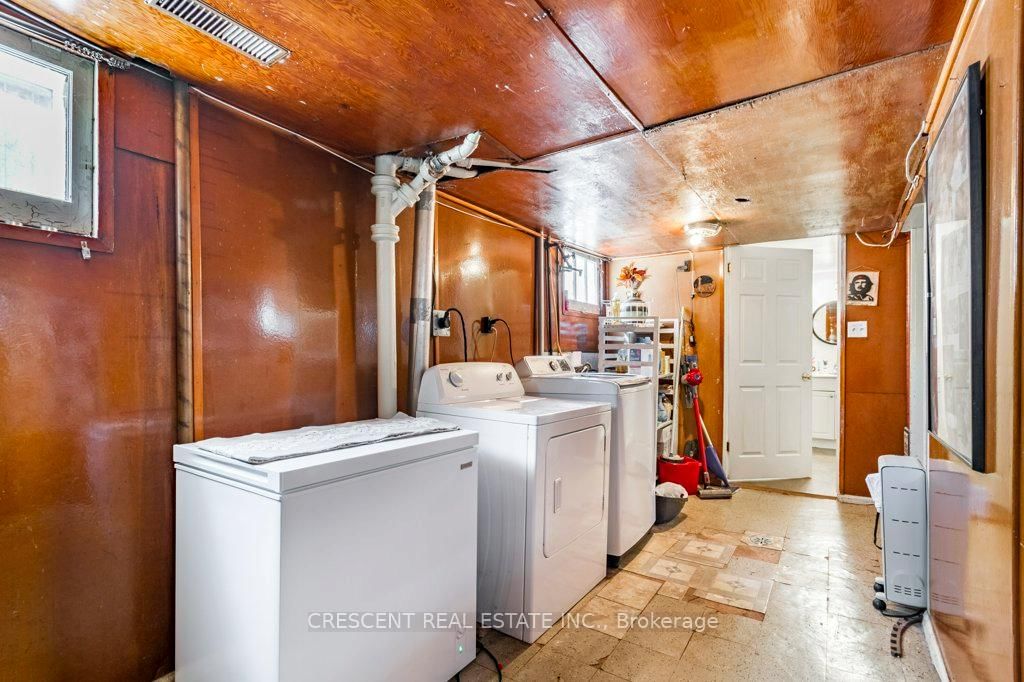 982 Briar Hill Avenue • Toronto, ON photo 26