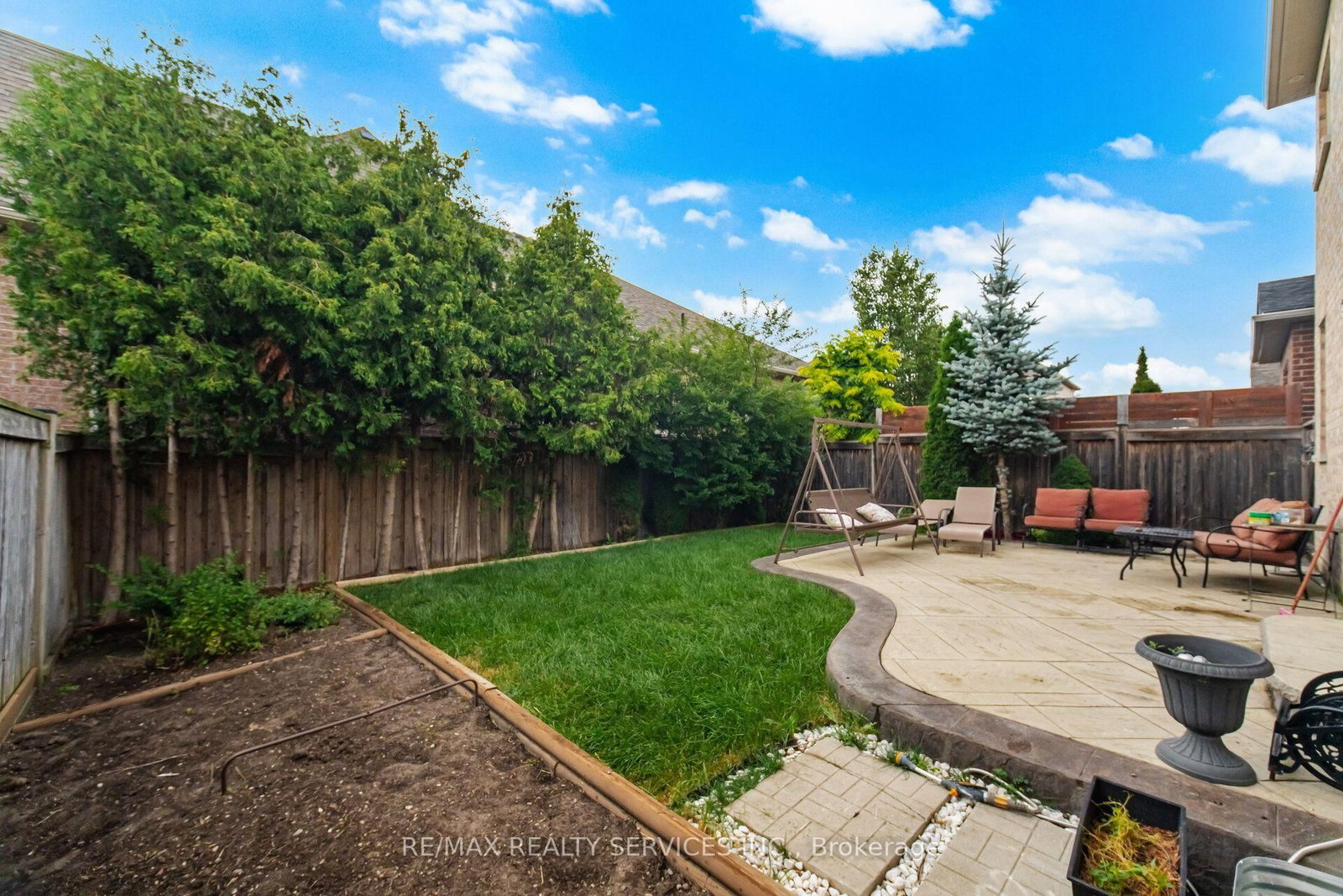 79 Cedarholme Avenue • Caledon, ON photo 44