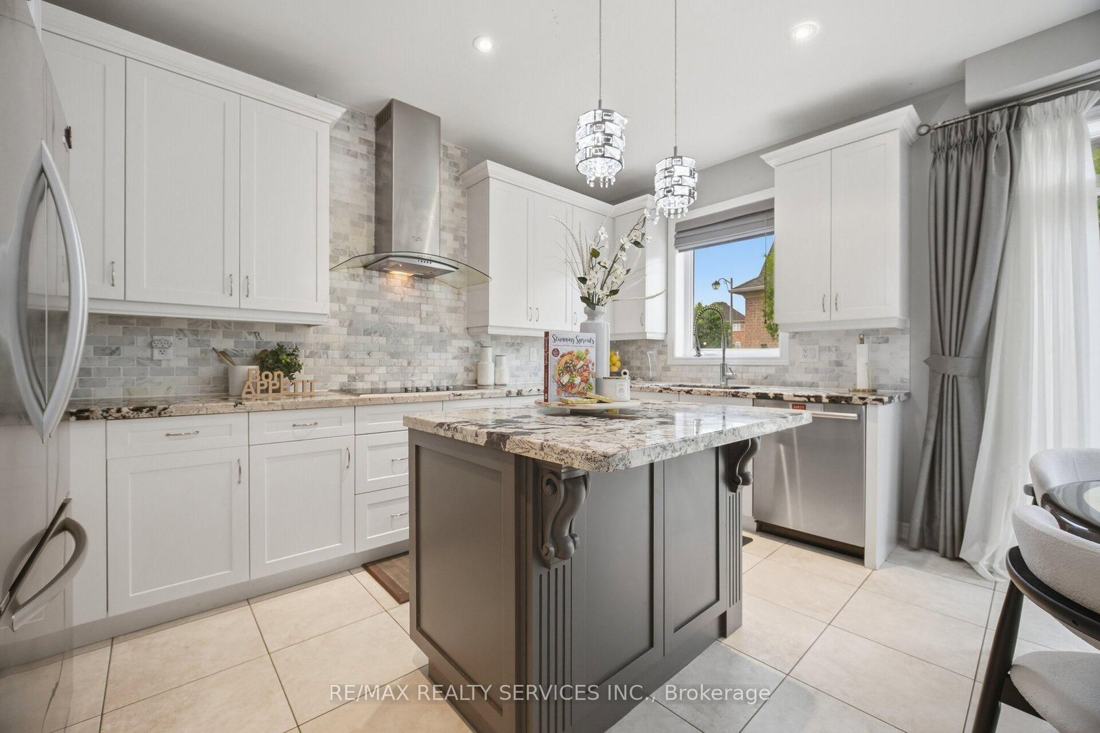 79 Cedarholme Avenue • Caledon, ON photo 8