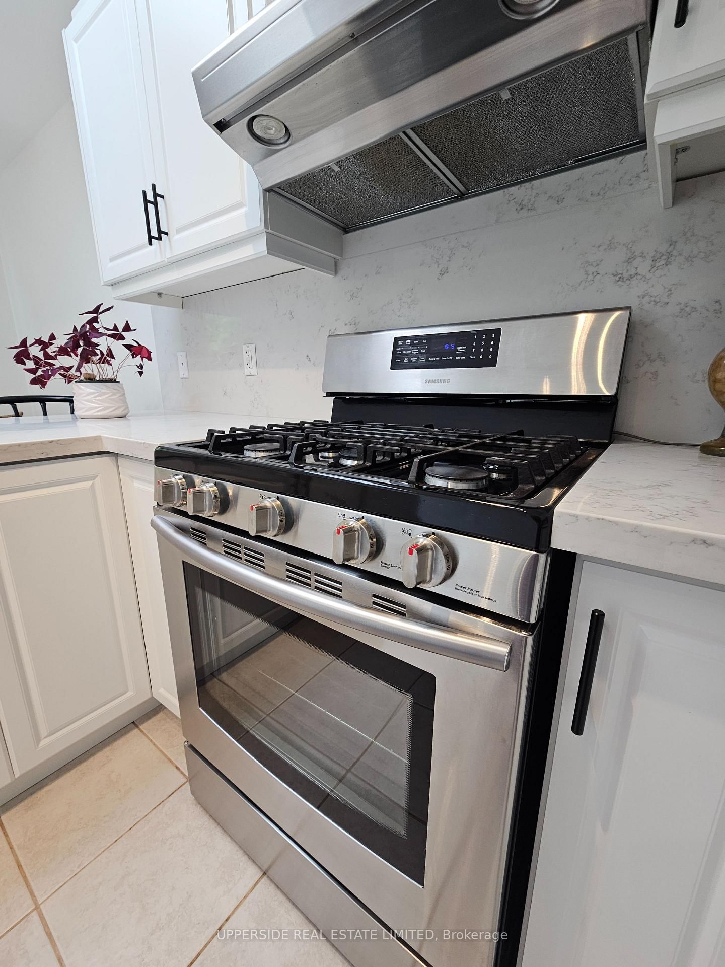 4 Kingsley Road S • Halton Hills, ON photo 12