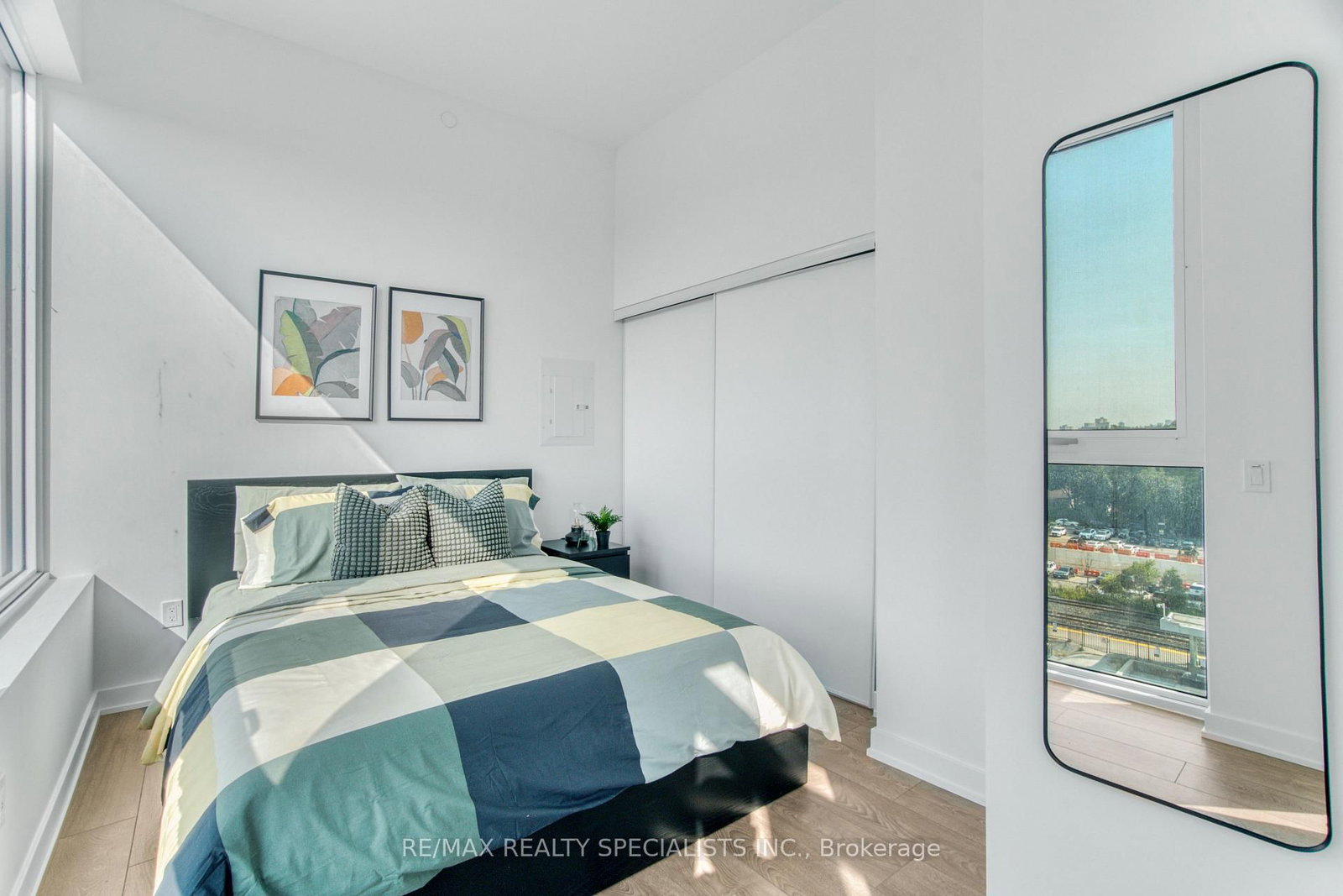 620-28 Ann St, Mississauga, view 20