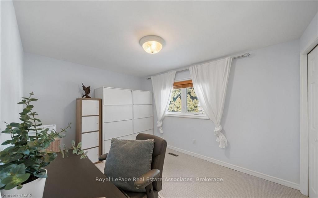 Upper-1550 Woodeden Dr, Mississauga, view 17