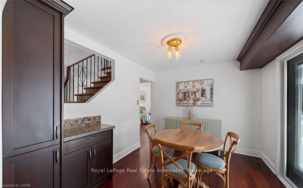 Upper-1550 Woodeden Dr, Mississauga, view 9