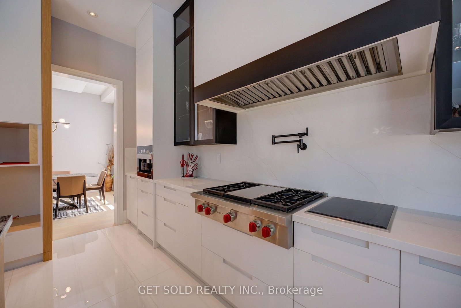 150 Wolfdale Avenue • Oakville, ON photo 14