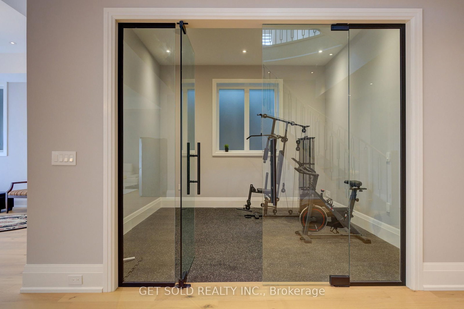 150 Wolfdale Avenue • Oakville, ON photo 42