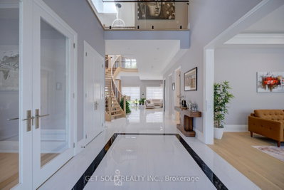 150 Wolfdale Avenue • Oakville, ON photo 6