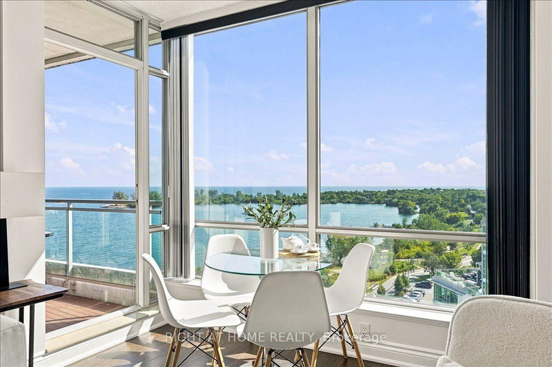 1111 - 5 Marine Parade Drive