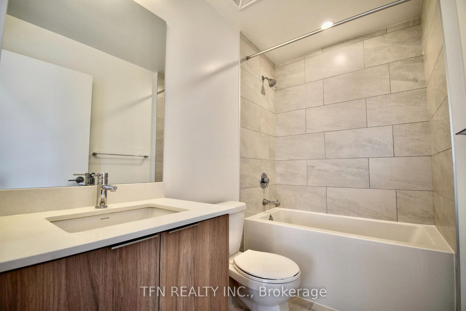 3803-395 Square One Dr, Mississauga, view 19
