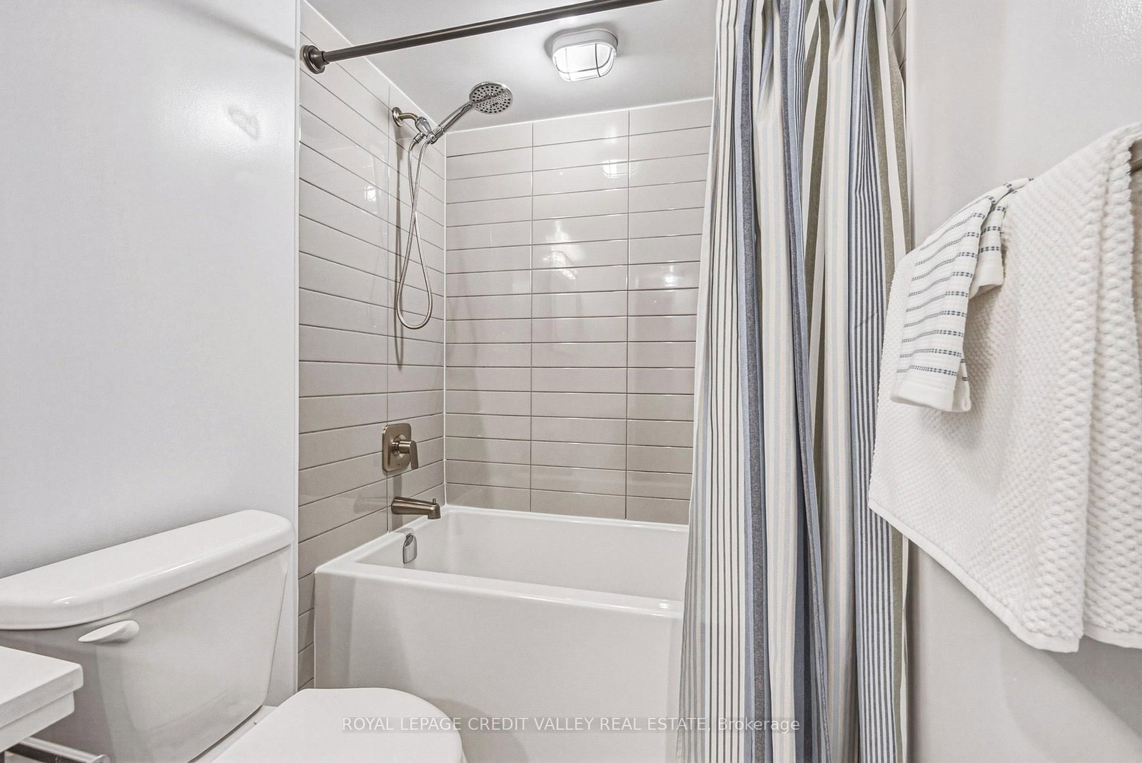 10 Drummond Street • #505 • Toronto, ON photo 16