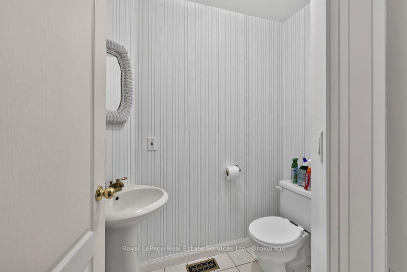 328 Dalewood Oakville,ON L6J 4P5 — Photo 18