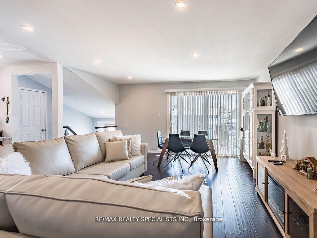 18 Ashford Court • Brampton, ON photo 11