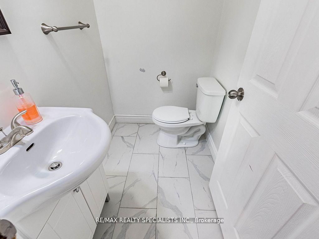 18 Ashford Court • Brampton, ON photo 20