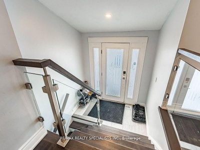 18 Ashford Court • Brampton, ON photo 6
