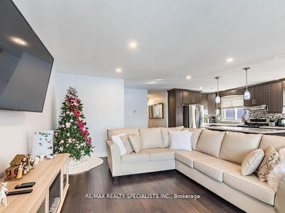 18 Ashford Court • Brampton, ON photo 9