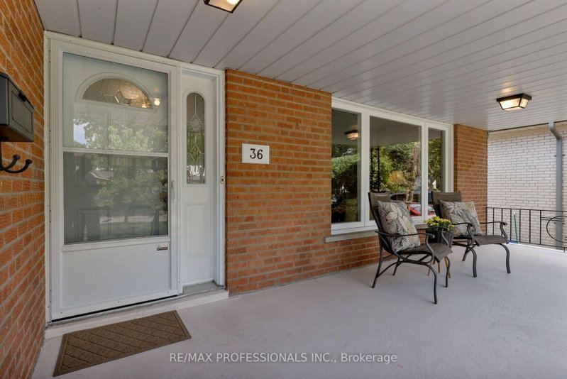 36 Thicket Road