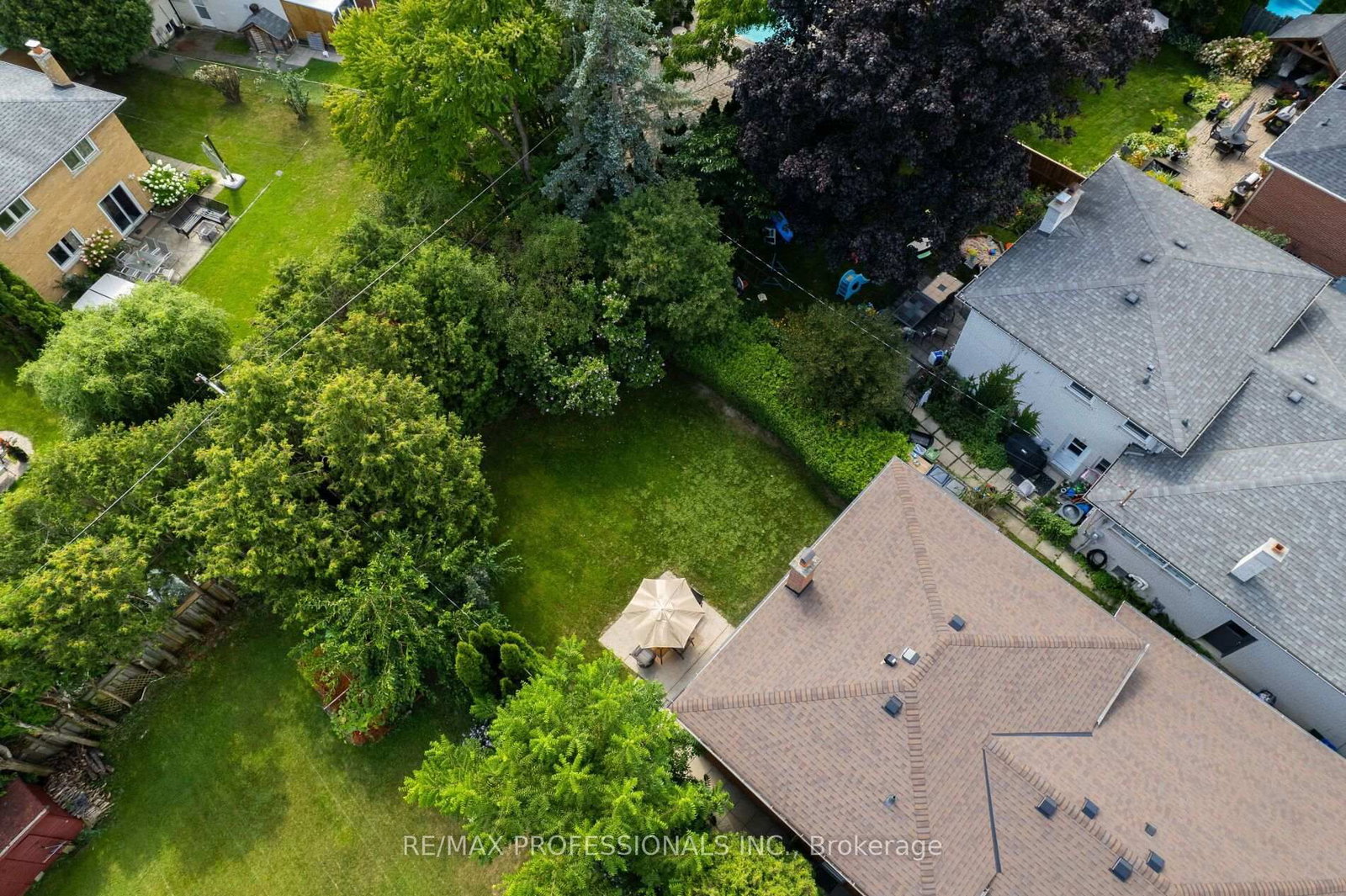 36 Thicket Road • Toronto, ON photo 38