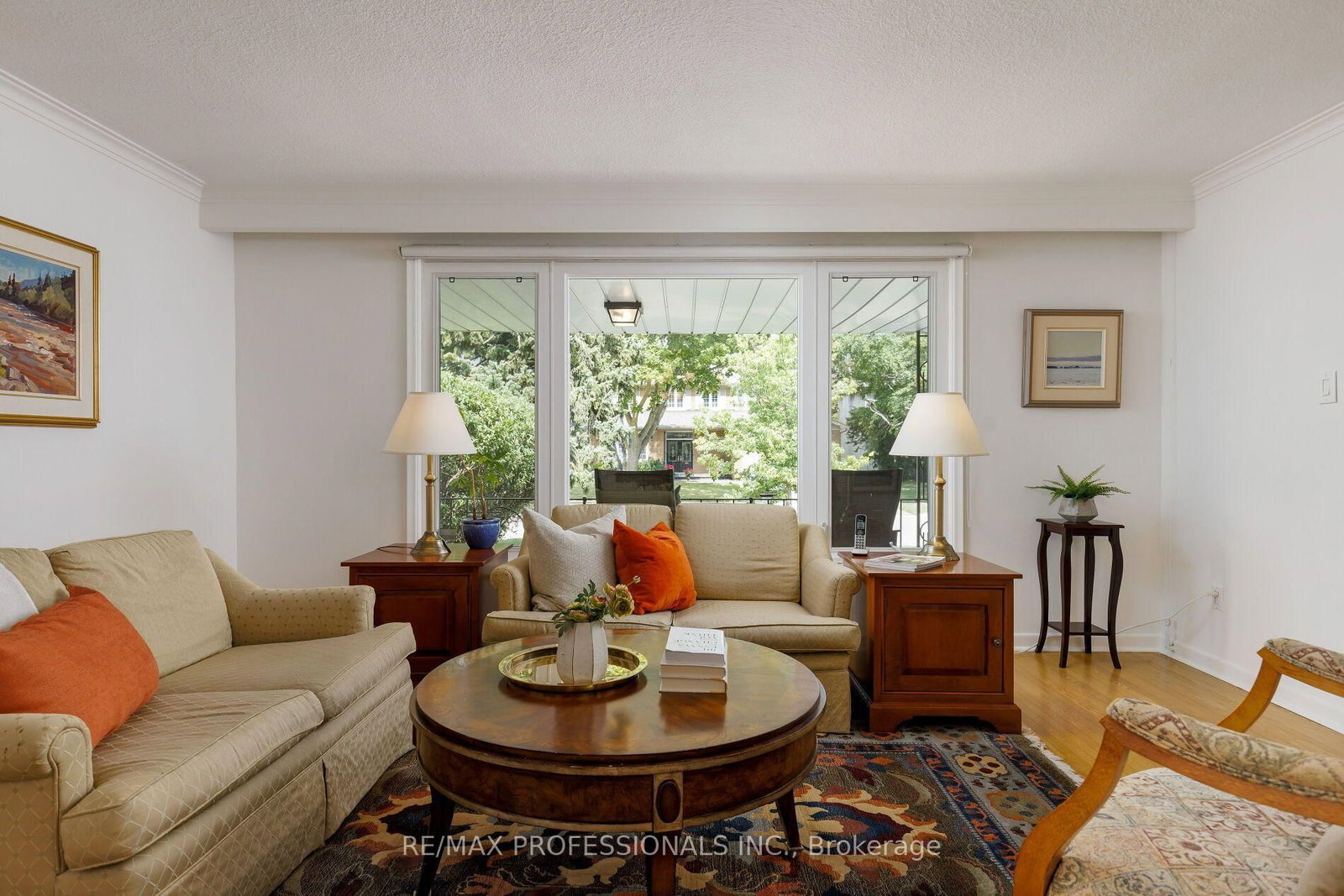 36 Thicket Road • Toronto, ON photo 8