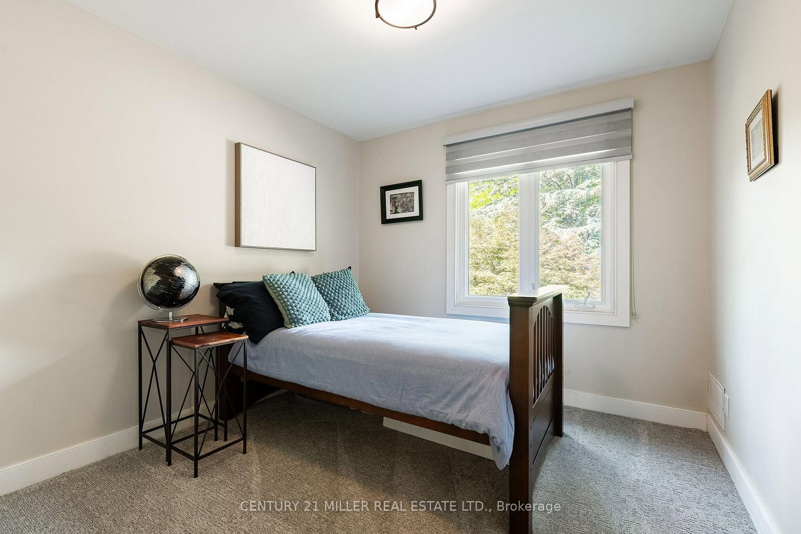 240 Colchester Drive • Oakville, ON photo 31
