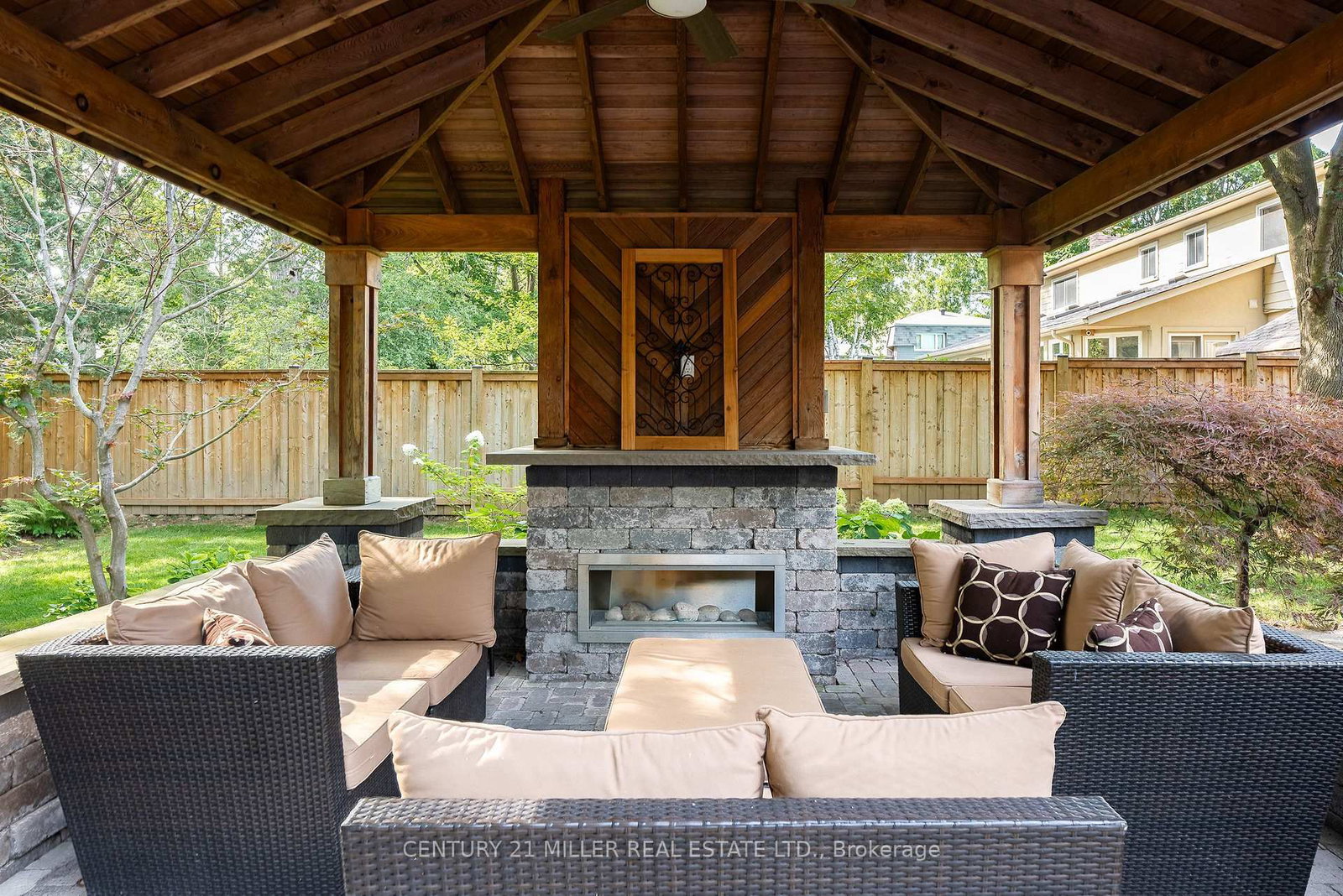 240 Colchester Drive • Oakville, ON photo 47