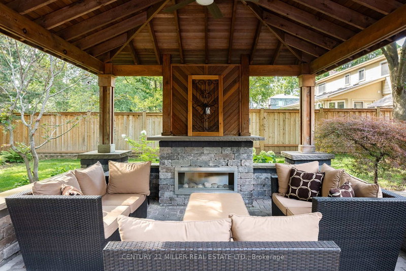 240 Colchester Oakville,ON L6J 5S5 — Photo 47