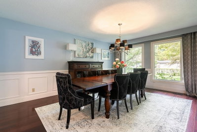 240 Colchester Drive • Oakville, ON photo 9