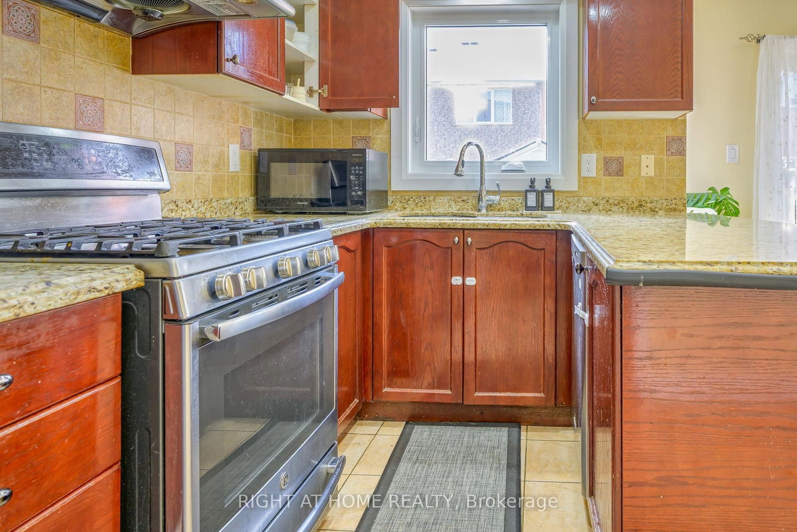6683 Opera Glass Cres, Mississauga, view 14