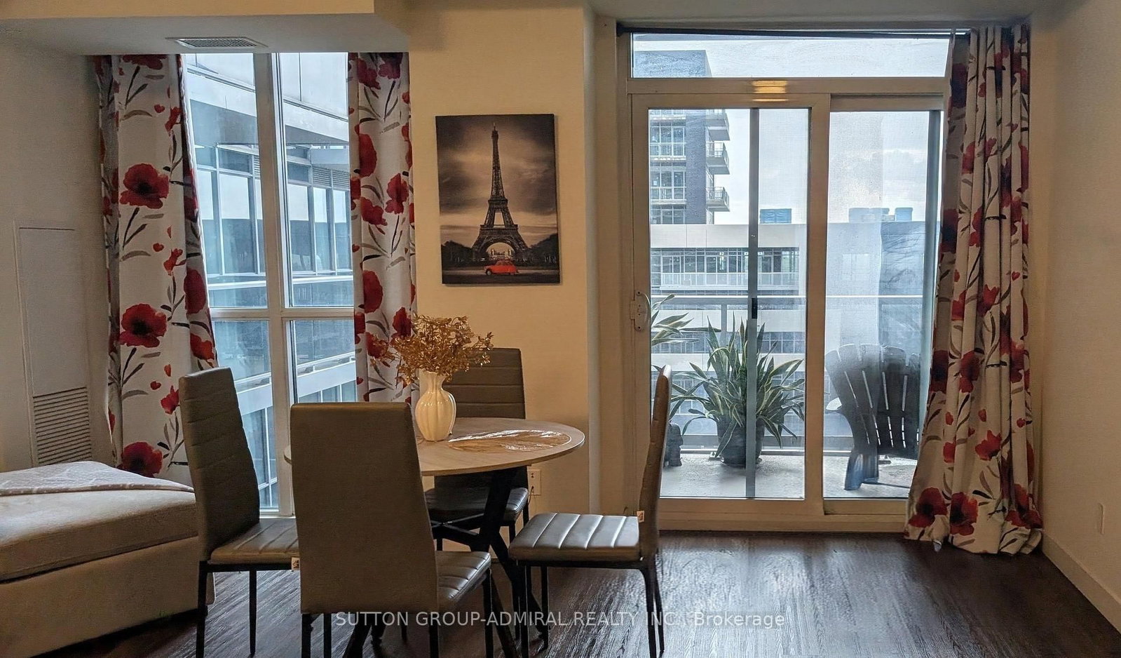 2093 Fairview Street • #809 • Burlington, ON photo 10