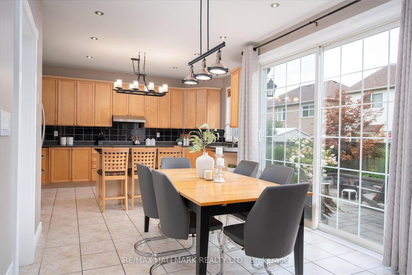 32 Redcastle Street • Brampton, ON photo 18