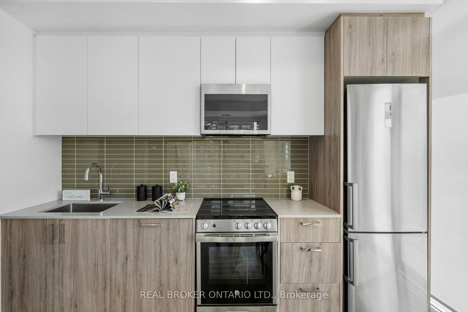 1787 St Clair Avenue W • #920 • Toronto, ON photo 18