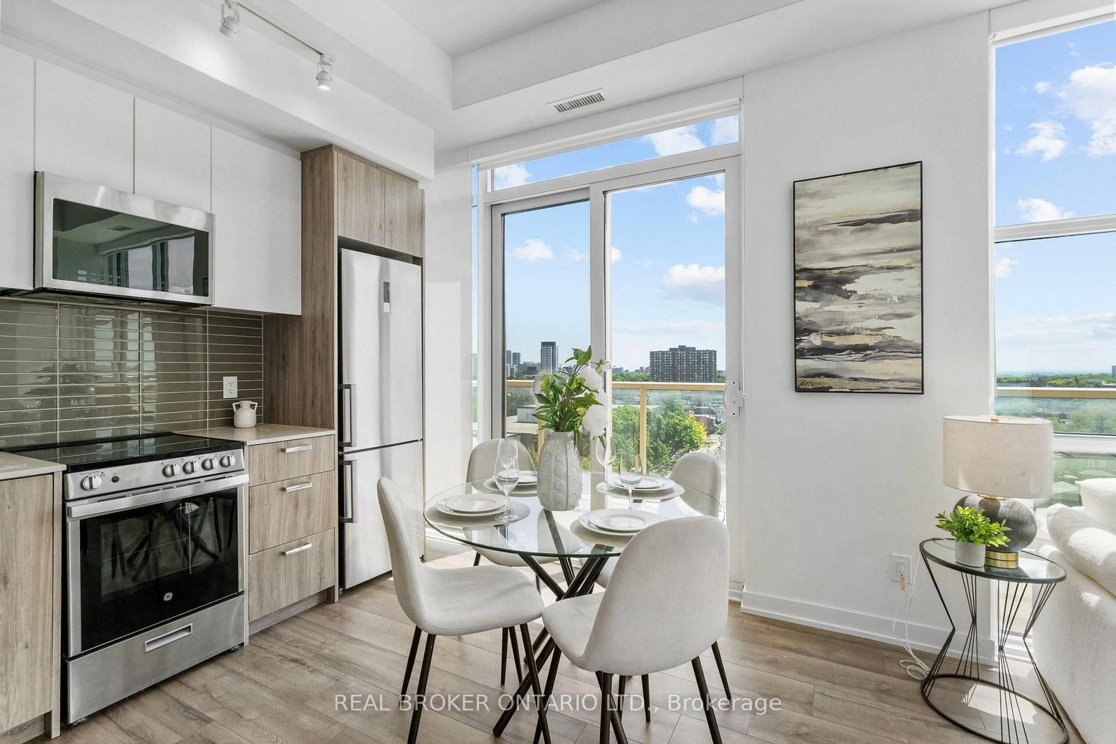 1787 St Clair Avenue W • #920 • Toronto, ON photo 20