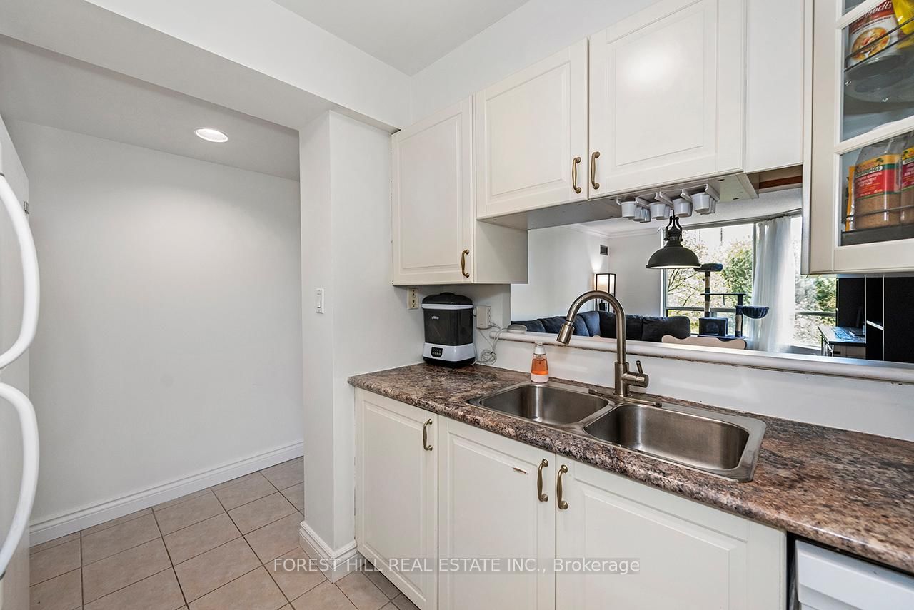 3 Hickory Tree Road • #510 • Toronto, ON photo 8