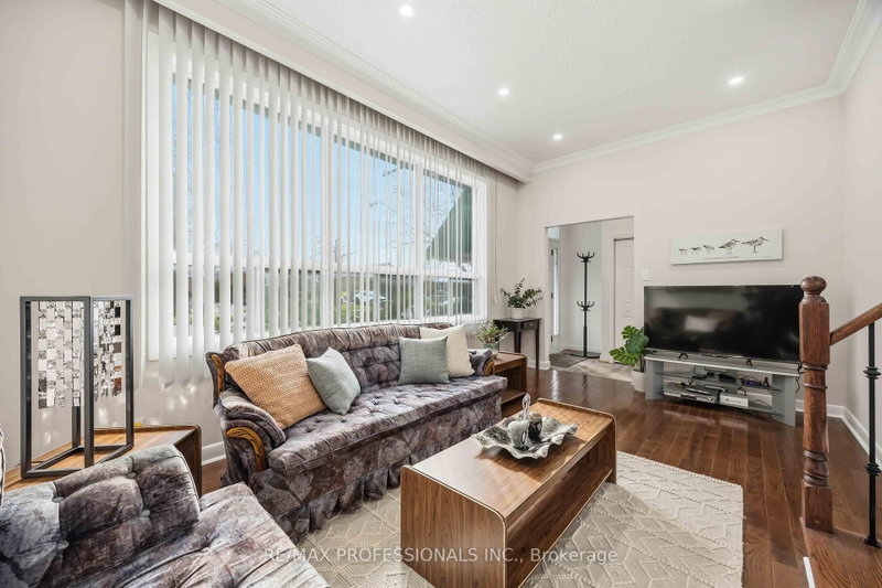 14 Dashwood Crescent