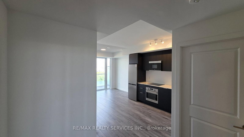 2410 - 15 Skyridge Drive