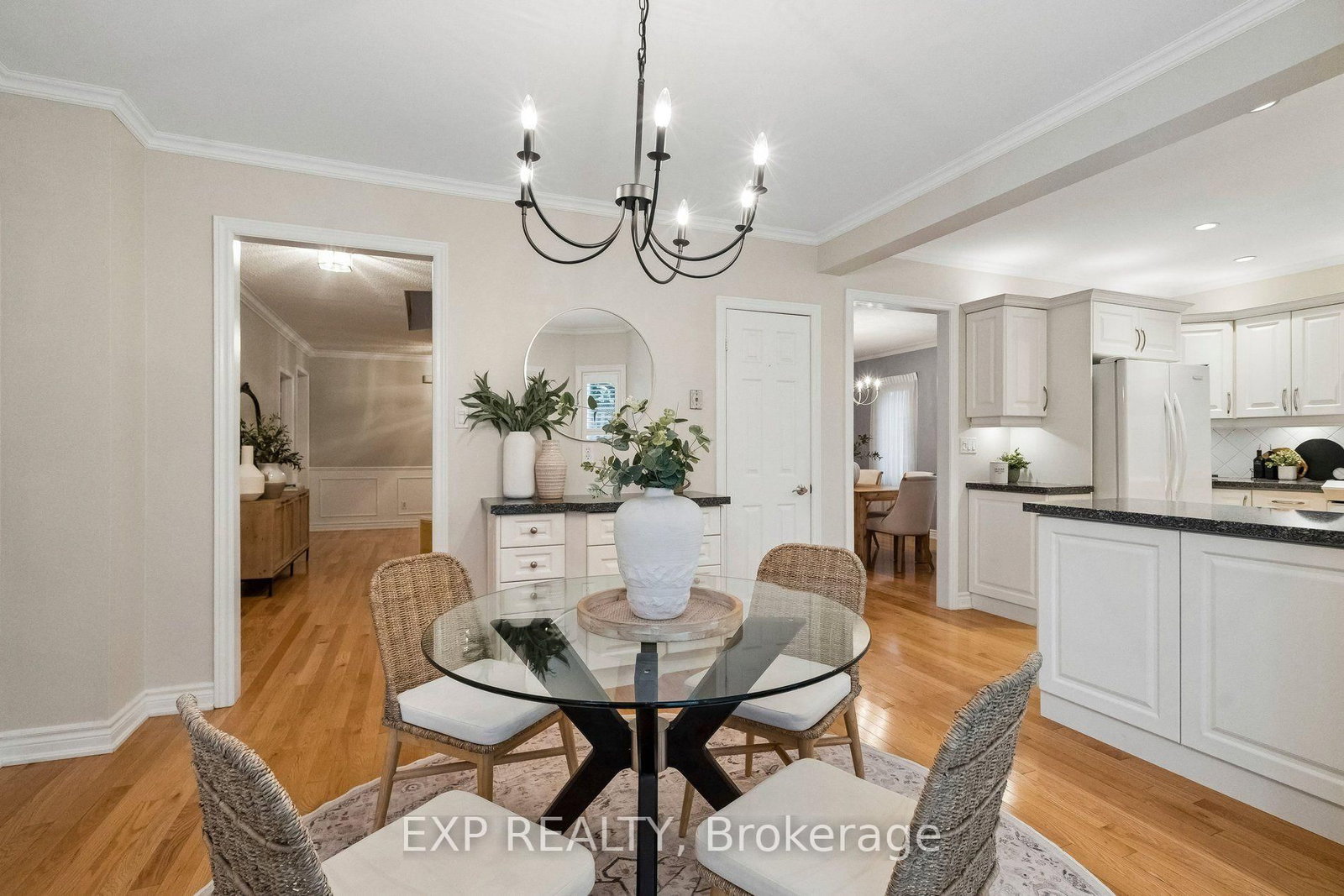 209 Nottingham Drive • Oakville, ON photo 24