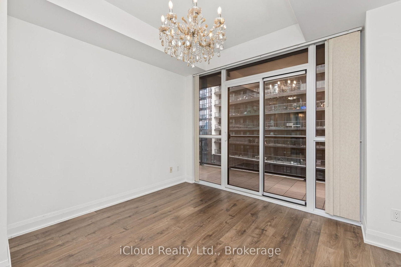 110 Marine Parade Drive • #810 • Toronto, ON photo 18