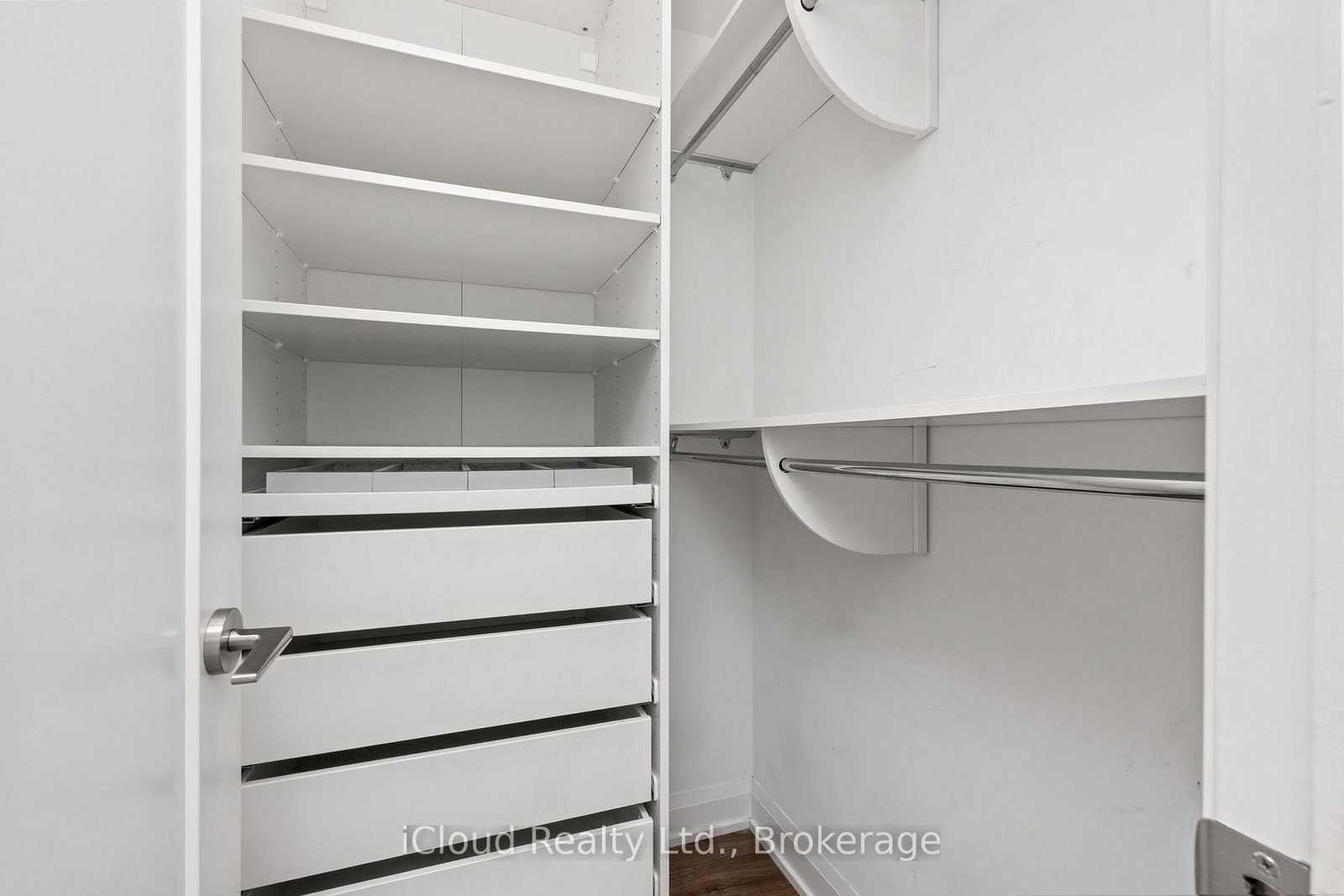 110 Marine Parade Drive • #810 • Toronto, ON photo 19