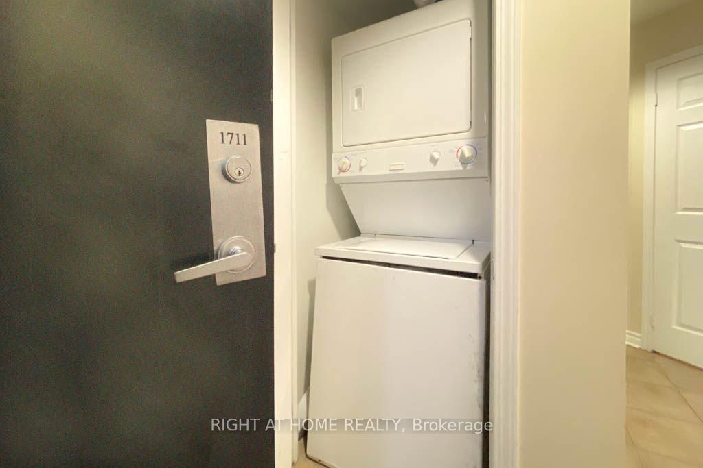 388 Prince Of Wales Drive • #1711 • Mississauga, ON photo 14