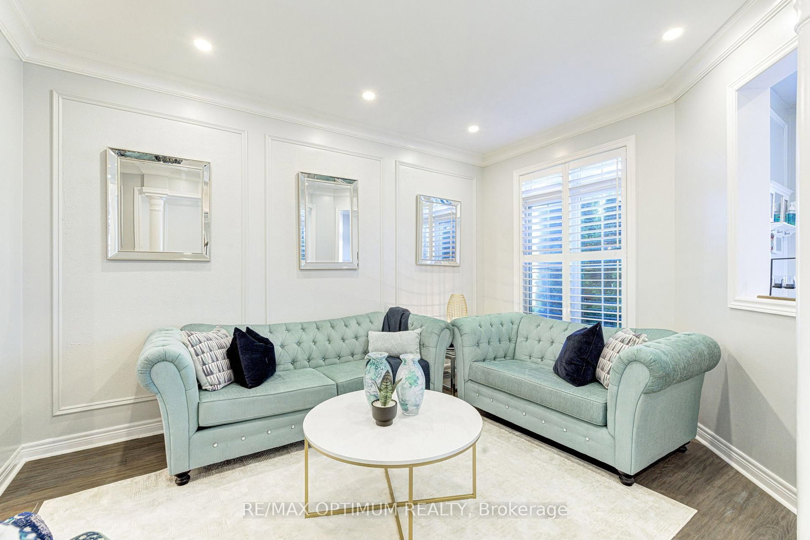 120 Canary Close • Brampton, ON photo 6
