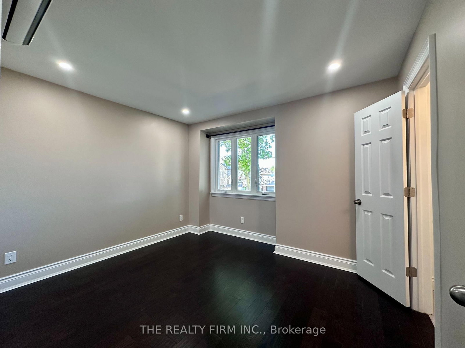6 Lapp Toronto,ON M6N 3W6 — Photo 17
