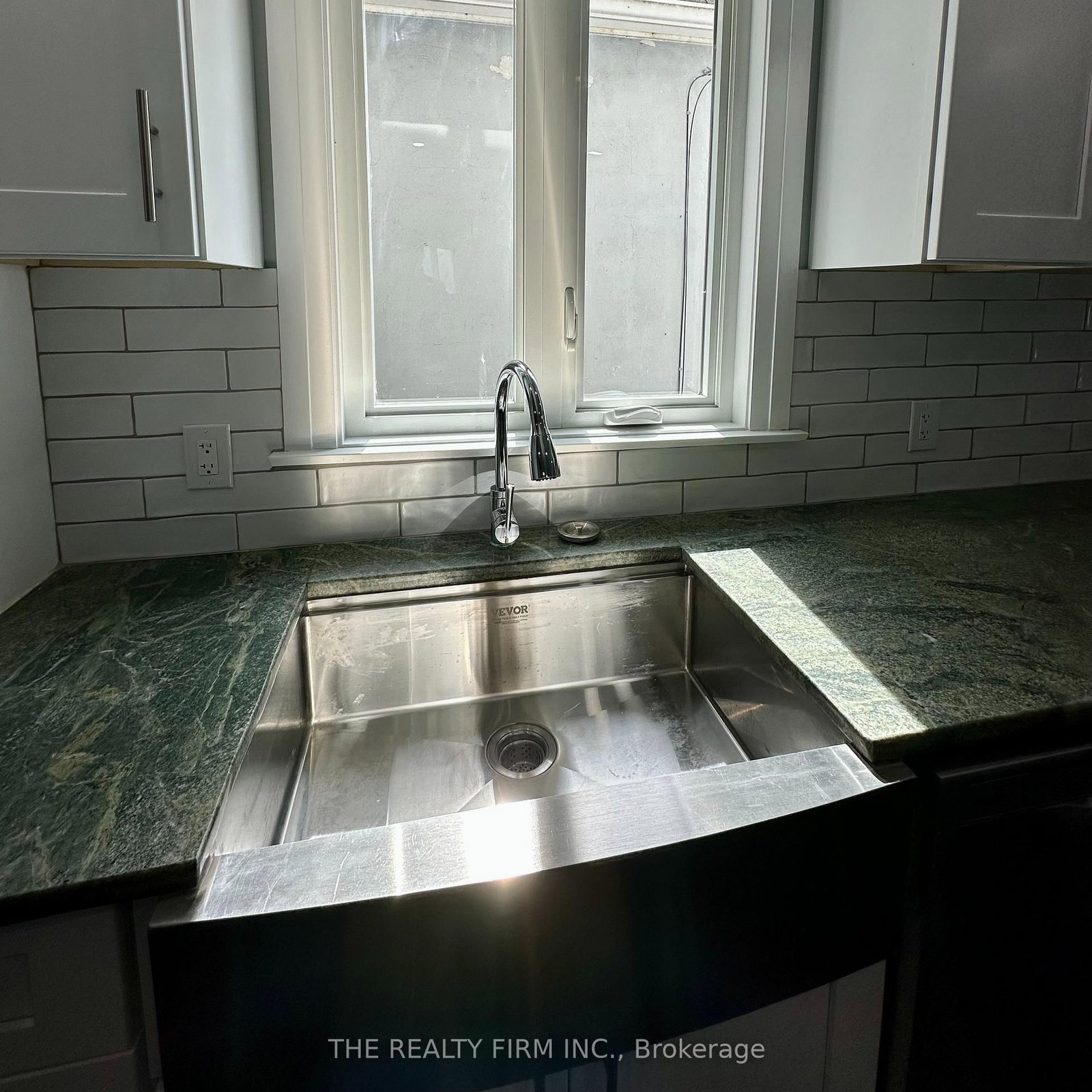 6 Lapp Toronto,ON M6N 3W6 — Photo 32