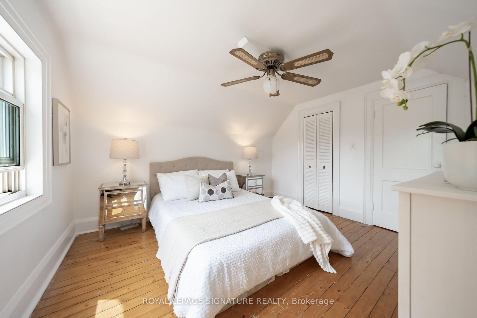 234 John Street • Toronto, ON photo 25