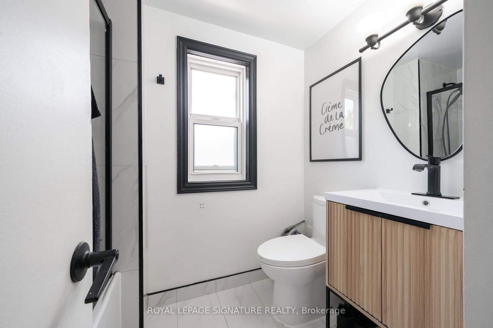 234 John Street • Toronto, ON photo 27