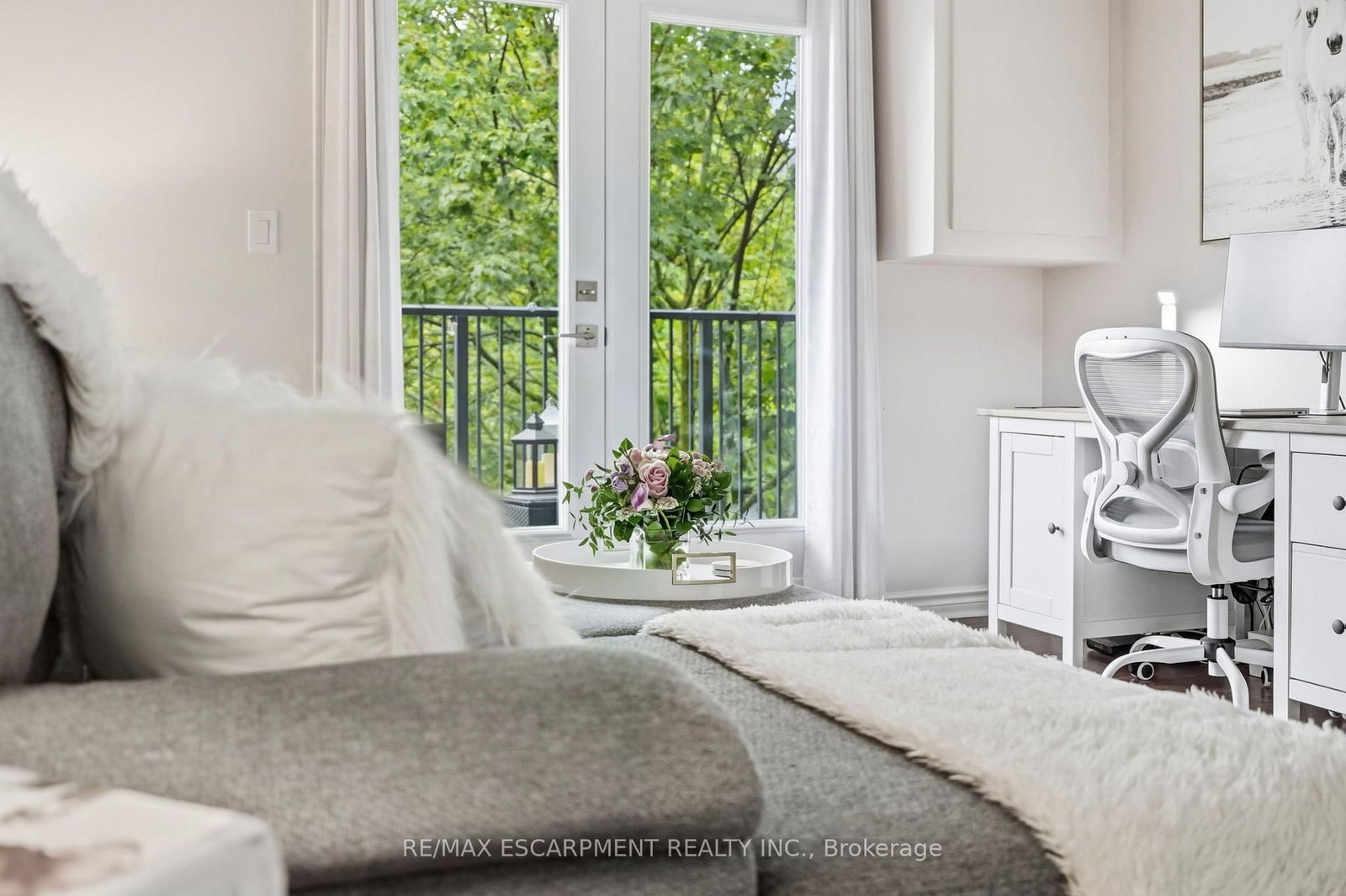 2030 Cleaver Avenue • #322 • Burlington, ON photo 6
