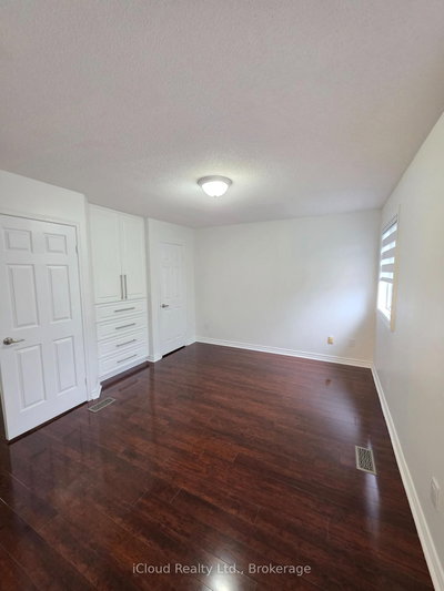2398 Britannia Mississauga,ON L5M 6B6 — Photo 11