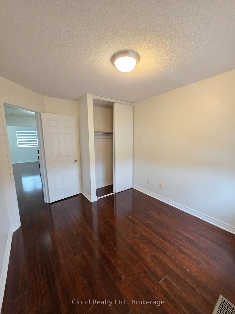2398 Britannia Mississauga,ON L5M 6B6 — Photo 15
