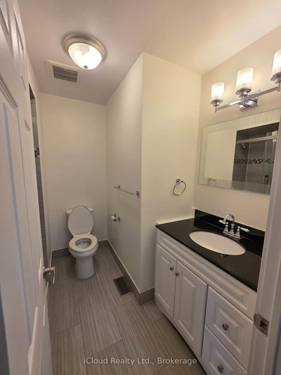 2398 Britannia Mississauga,ON L5M 6B6 — Photo 17